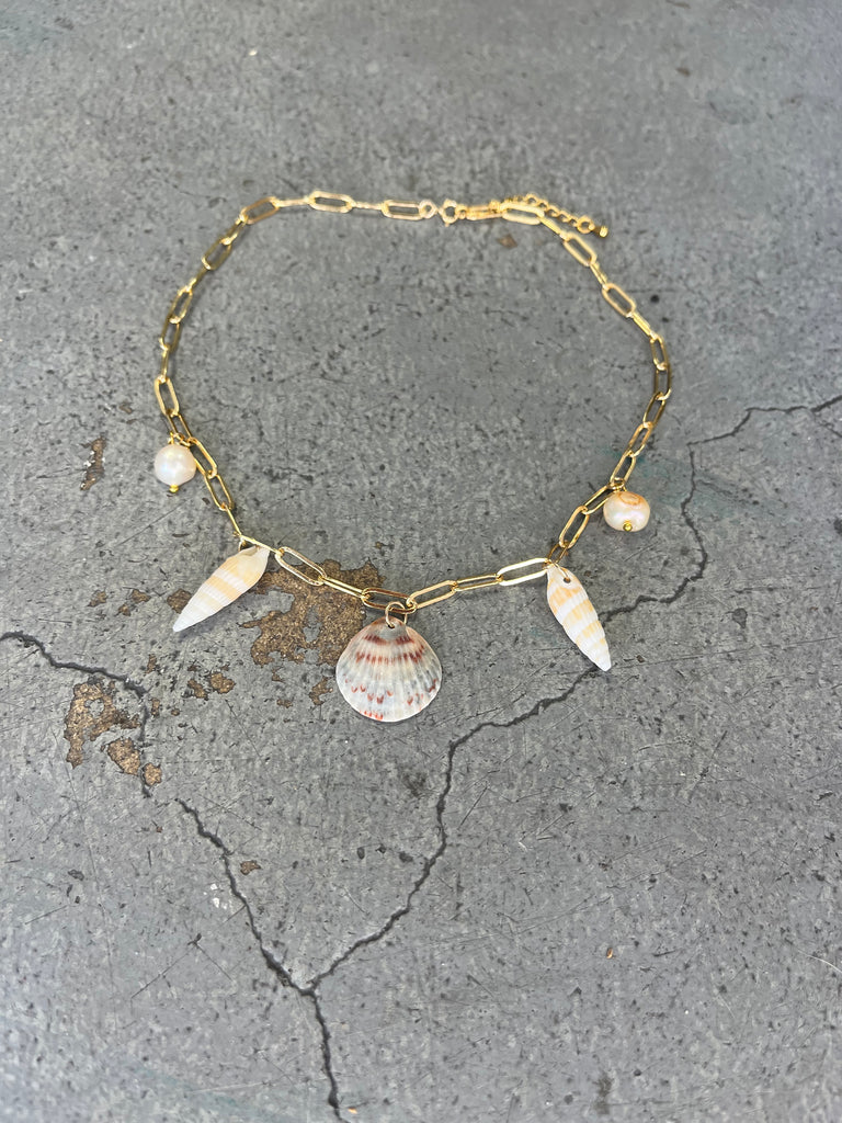 Jupiter beach necklace from Ava’s collection