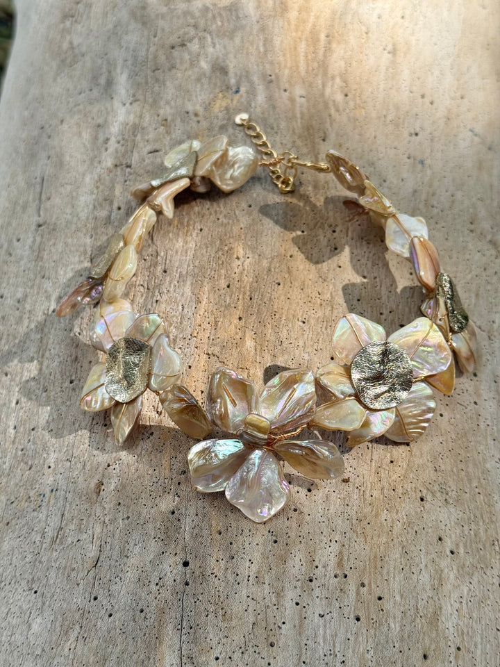 Lara L Pearl Bloom Choker