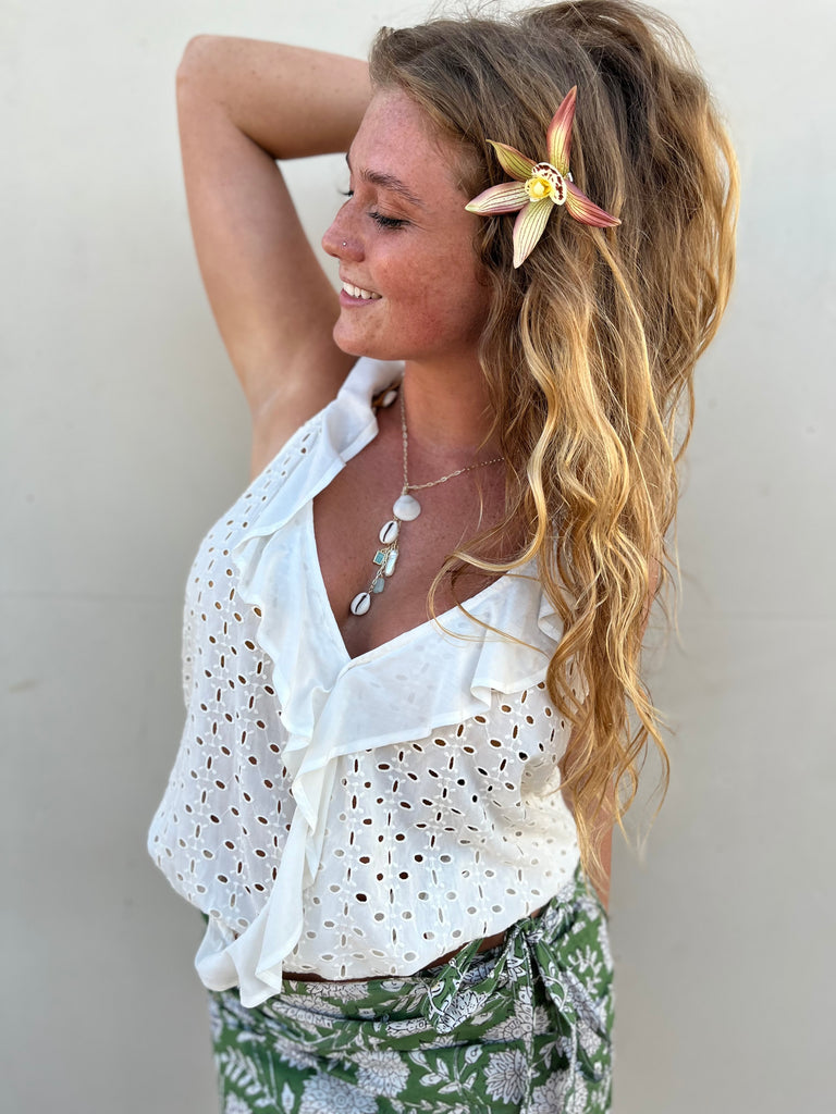 Flower moment hair clip