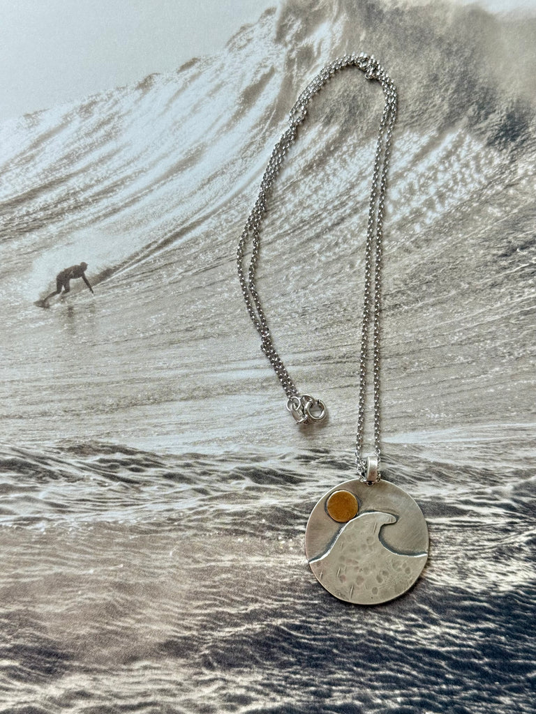 Waves Lover Necklace