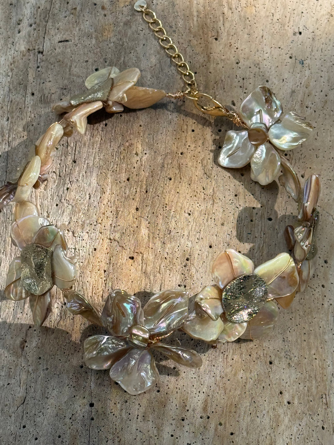 Lara L Pearl Bloom Choker