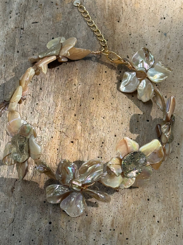 Lara L Pearl Bloom Choker