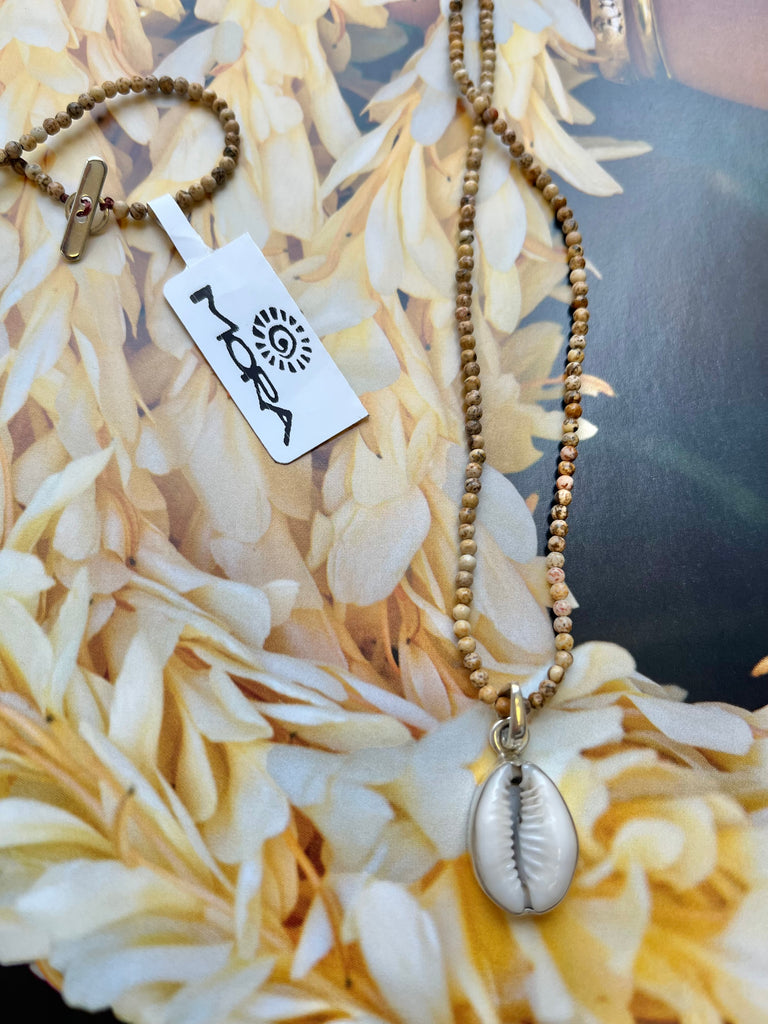 Mila necklace
