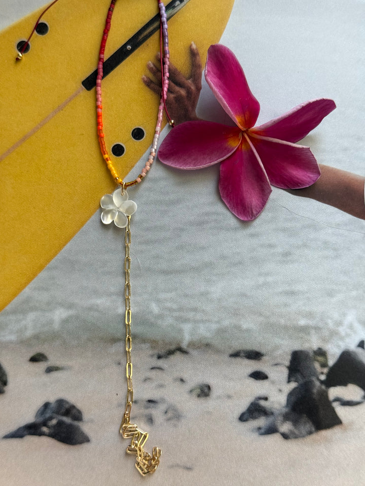 Lara L petal  glow hand chain