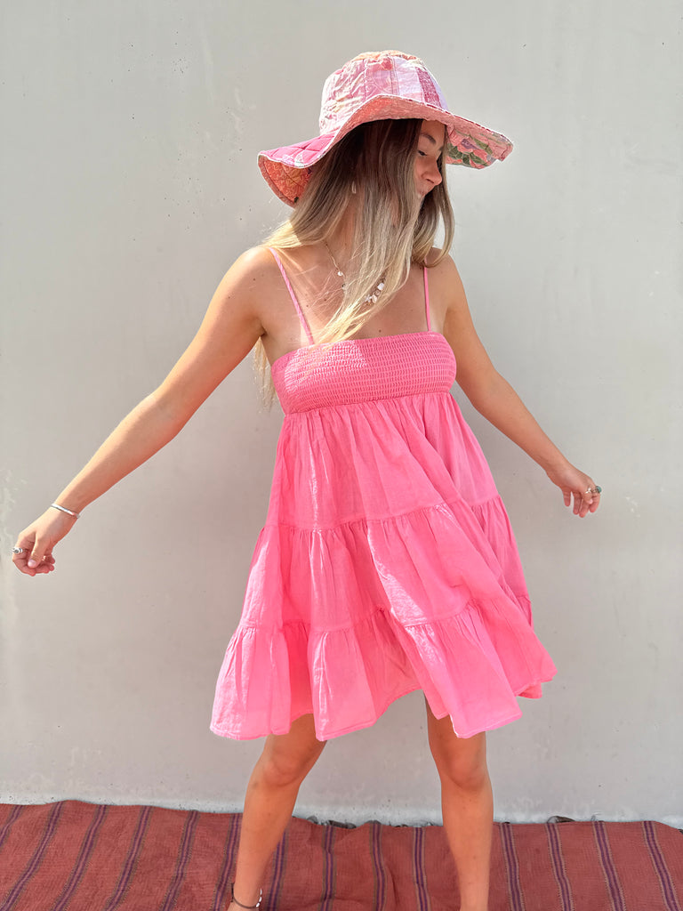 Capelina hat