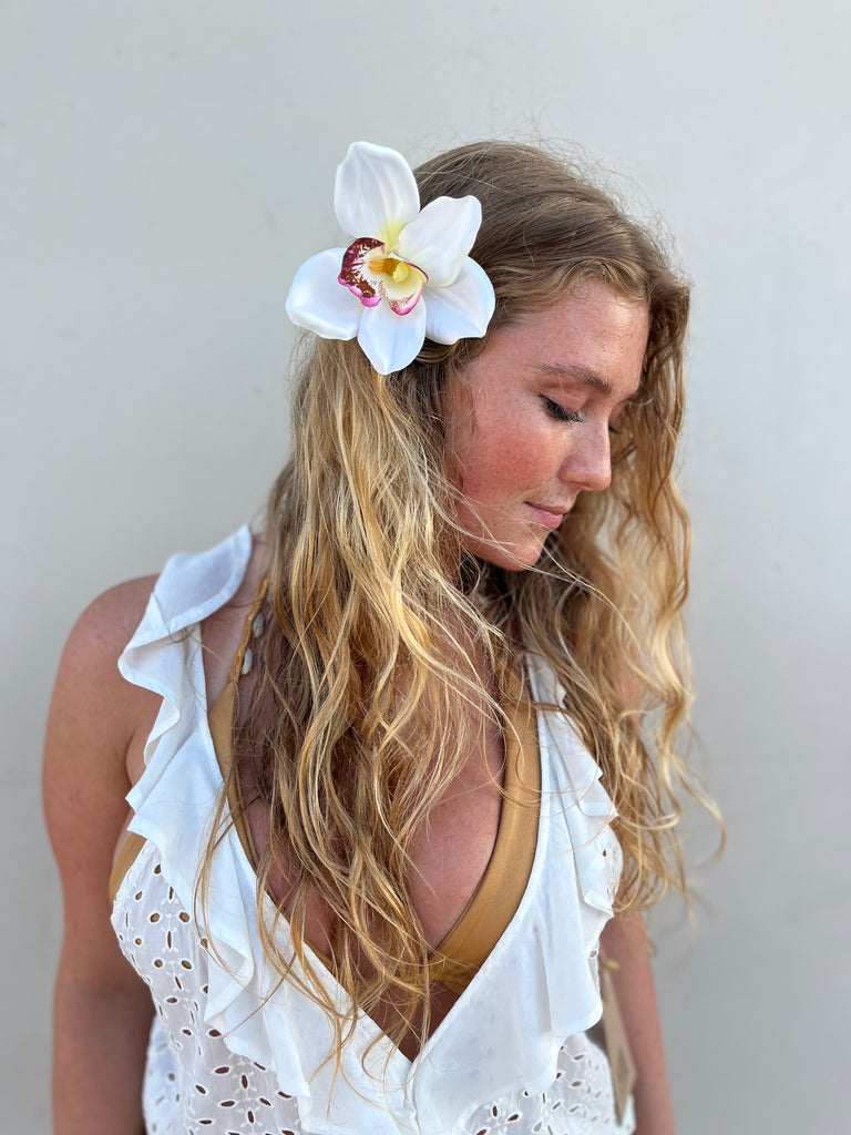 Feeling the summer hair clip