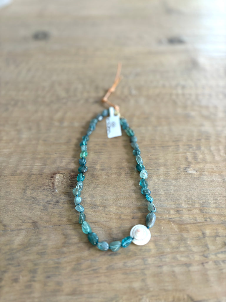 Malibu Chocker