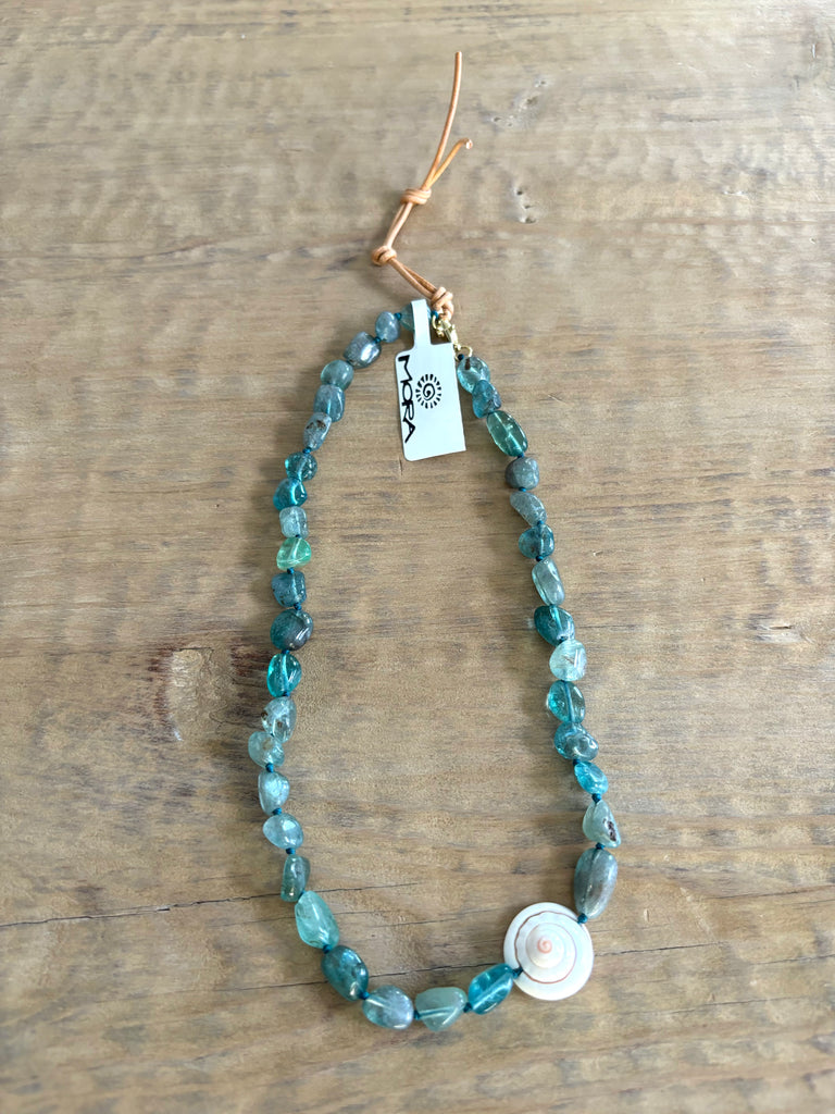 Malibu Chocker