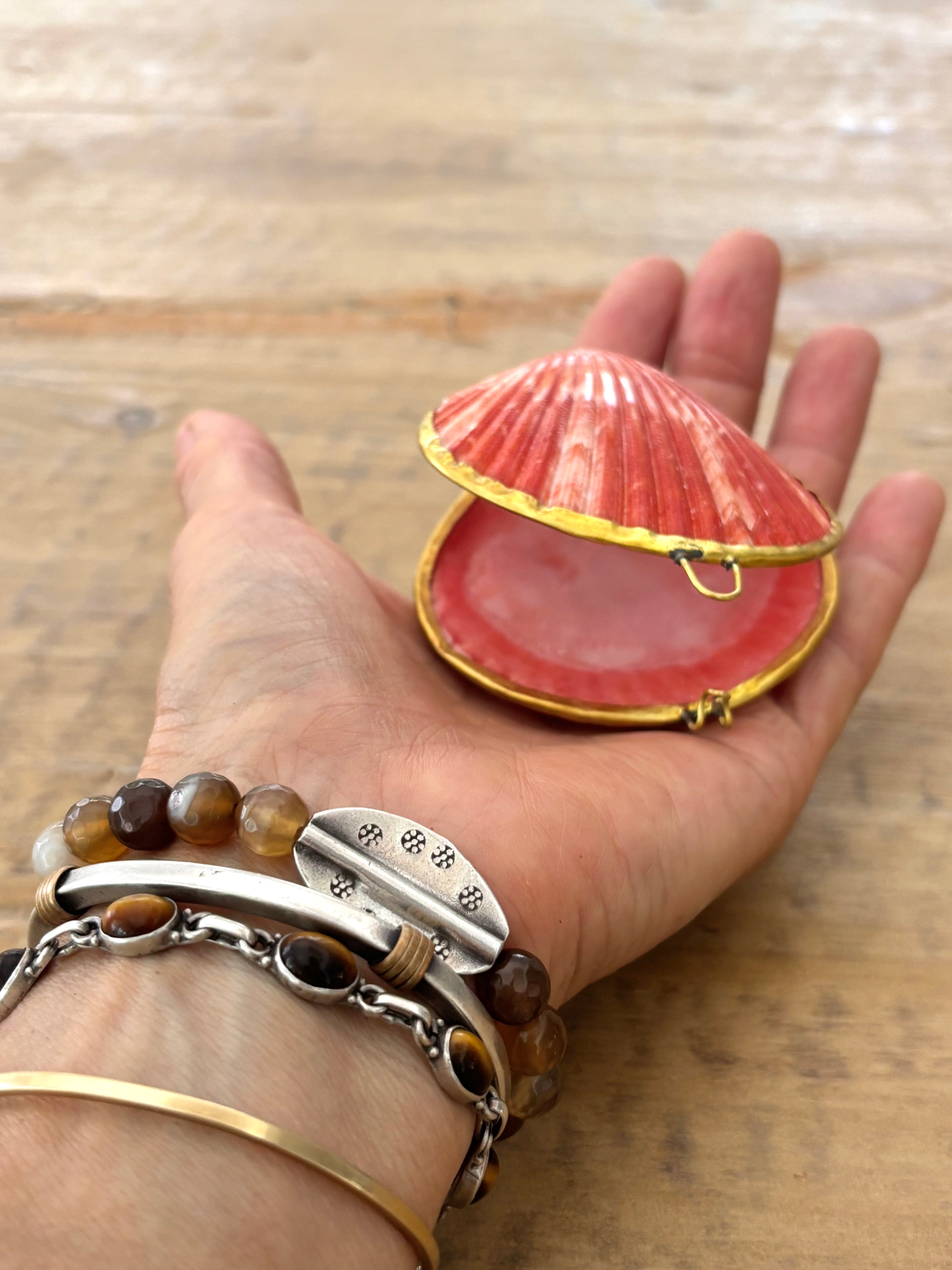 Sirena's Secret Box - Natural Shell Jewelry Box with Gold Trim – Mora Girls