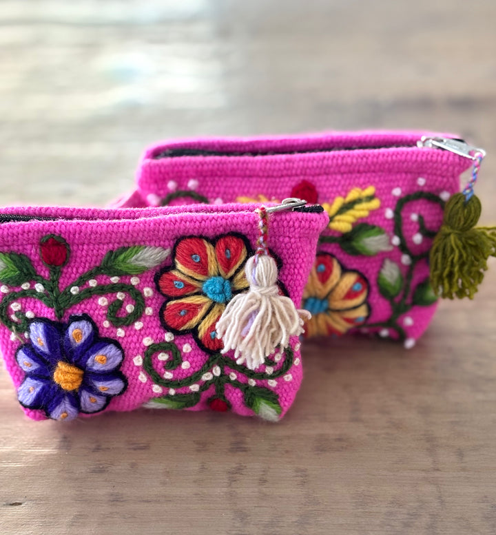 Tulips Pouch