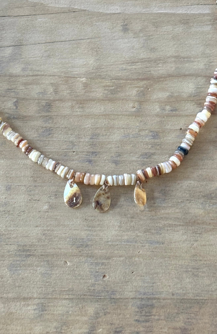 Akoya Shell Choker