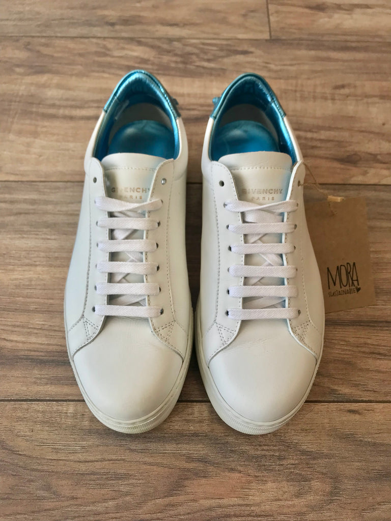 Pre-Loved Givenchy Sneakers