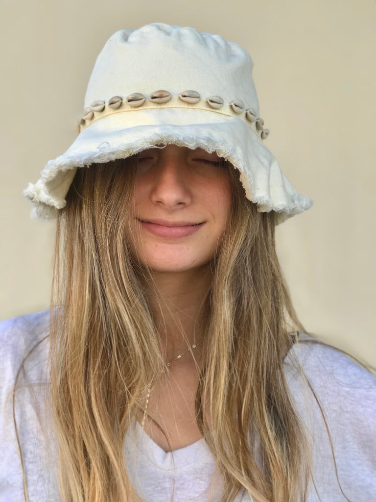 Carla Bucket Hat